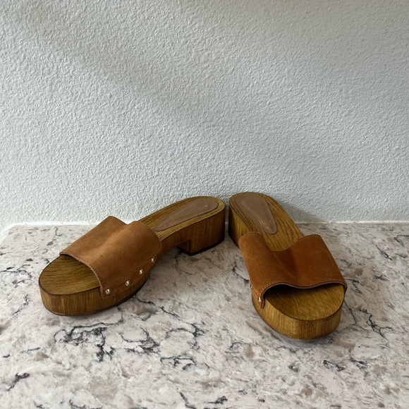 Seychelles Brown Mules with Wooden Platform - Picture 4 of 7
